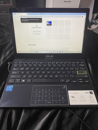 ASUS L210 11.6 inch (64GB eMMc, Intel Celeron N4020, 2.8 GHz, 4GB) Laptop -... - Picture 1 of 5