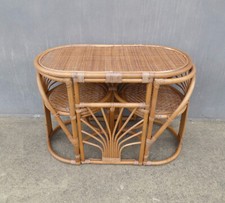 Ensemble en rotin table et