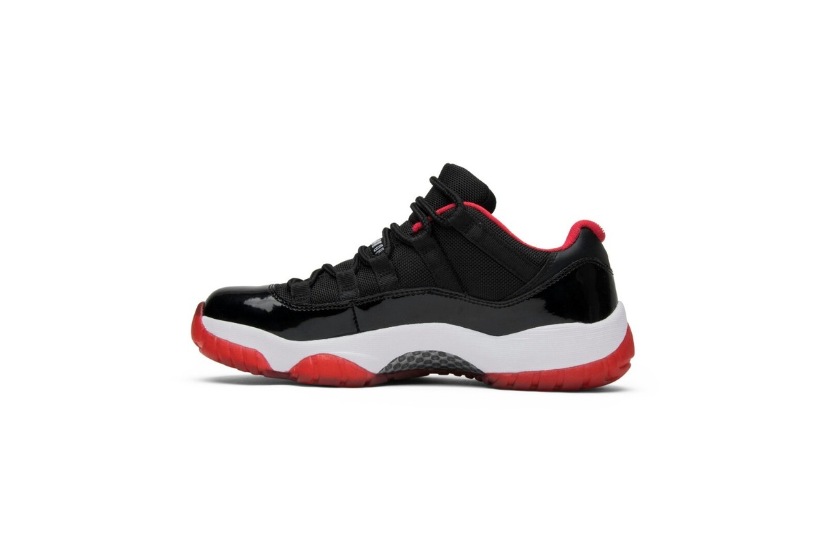 新品！NIKE Air Jordan 11 Low Bred サイズ10.5 Nike Air Jordan 11 Retro Low Bred 528895-012 Men's Size | eBay