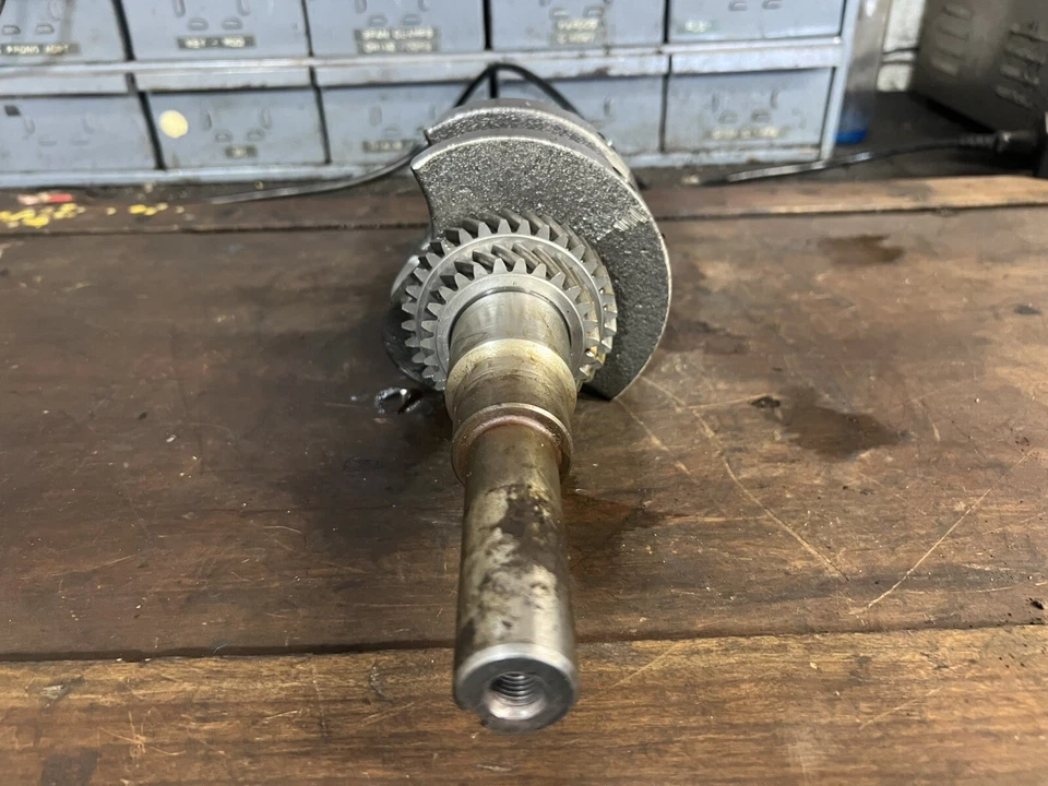 Коленвал двигателя Kohler Command Pro CV490S 430 450 460 461 490-93 17 л.с. - Изображение 2 из 4