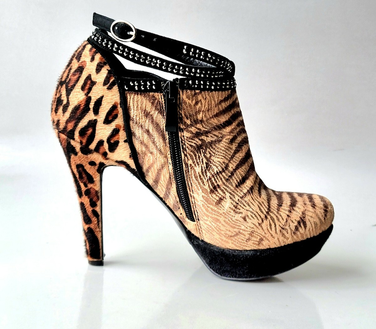 Roberto Cavalli 38 US 8 pony hair suede animal print JEWELED ankle