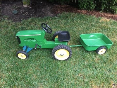 john deere 8520 pedal tractor