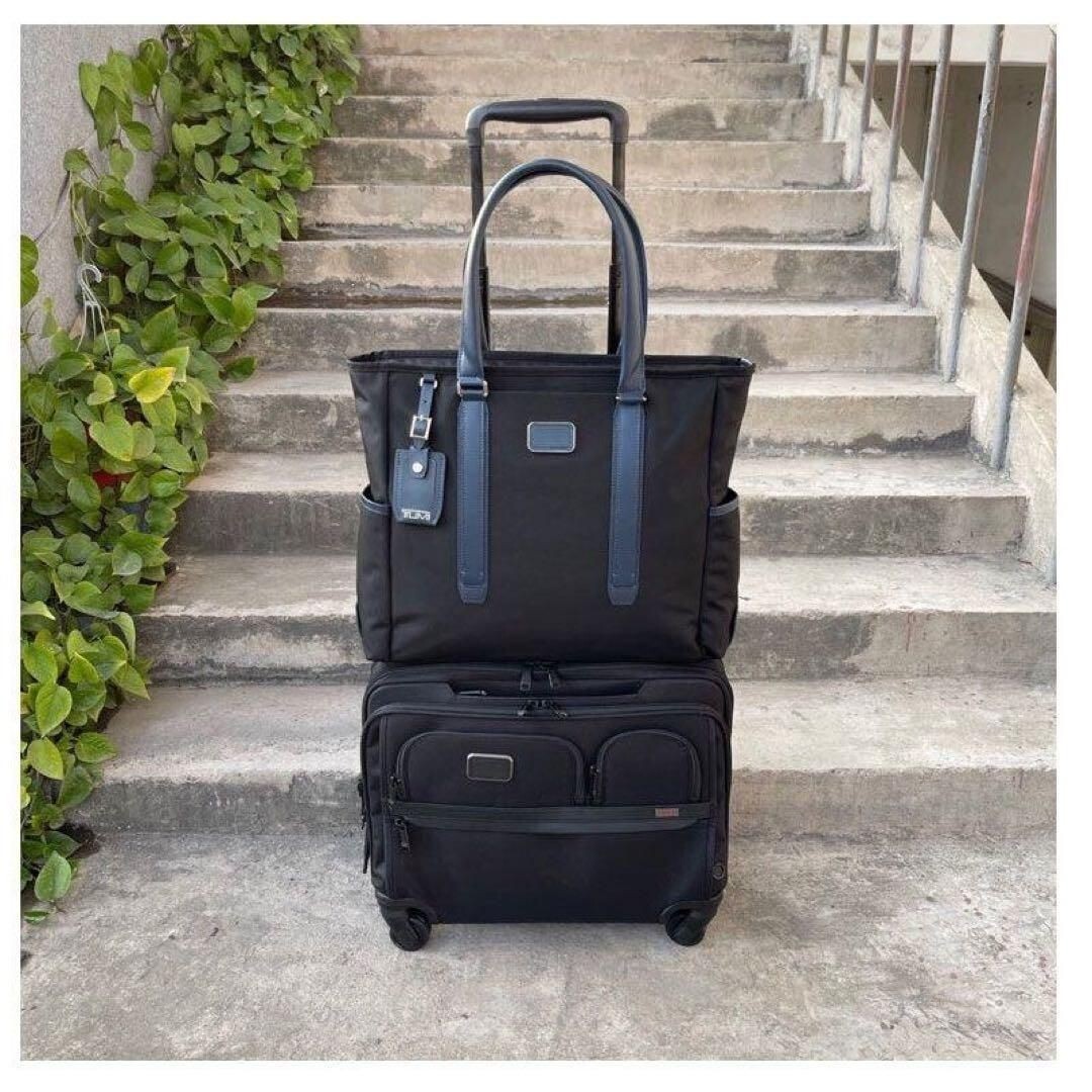 TUMI JARVIS Tote Bag Business Bag Black & Navy PC Storage TUMI JARVIS Tote Bag Business Bag Black & Navy PC Storage
