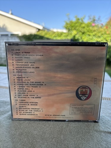 Grateful Dead Dick's Picks Volume 10, Winterland San Francisco 12/29/77 3 CD OOP - Picture 2 of 2