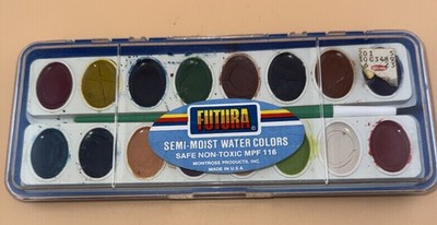 Vintage Futura Semi-moist Watercolor Set Made In USA
