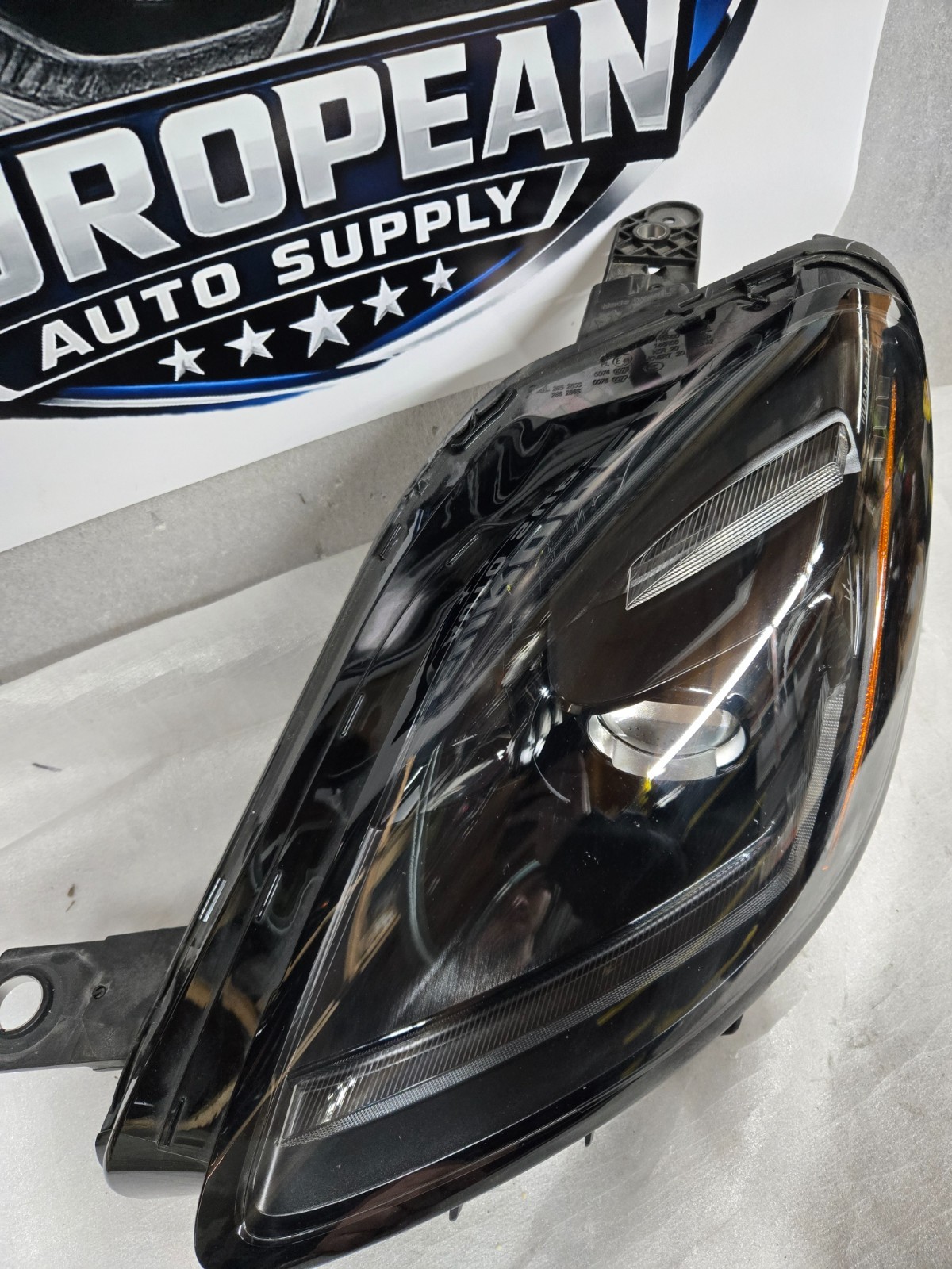 2023 2024 Maserati Grecale LED Headlight Driver Left LH OEM Complete 06702930750