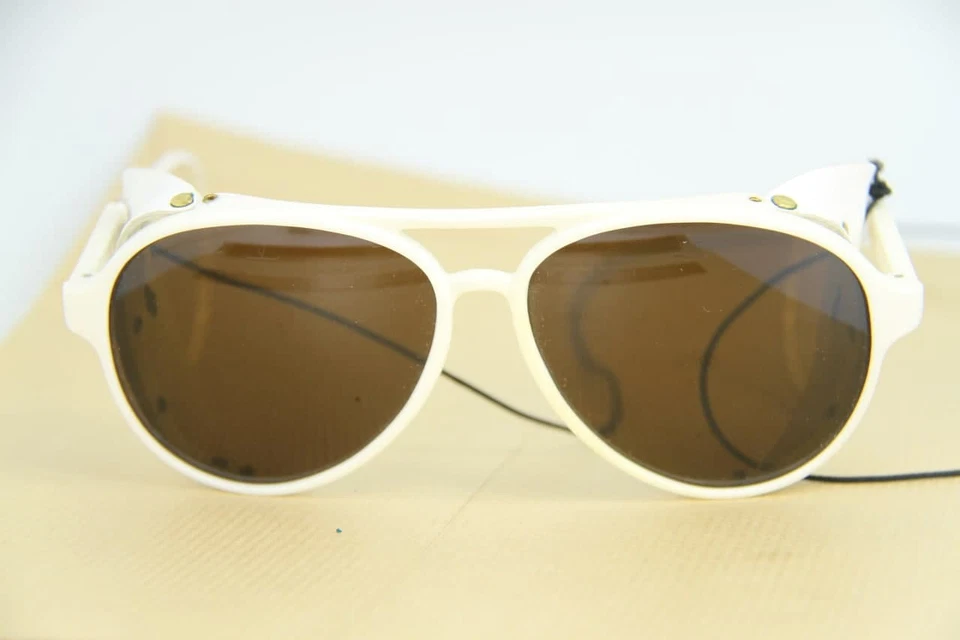 500$ Gafas de sol Vuarnet 430 Glacier Blanco Gancho con cable PX5000 Lente marrón mineral Foto 2 de 2