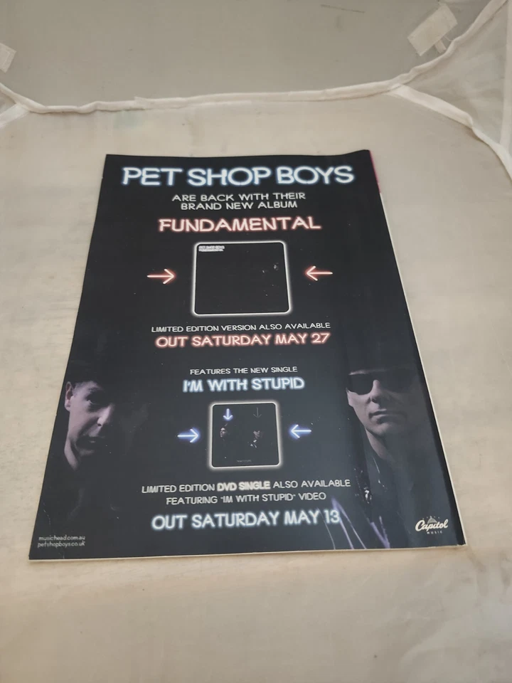 DNA Magazine #76 Gay Men Adam Hills, Patrick Gale, Artie Rocke Foto 2 de 2