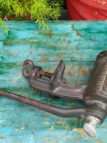 Vintage Original Beatrice Food Meat Mincer Grinder Made in England - Picture 8 of 10