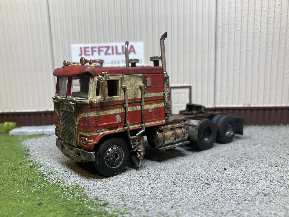 Kenworth K100 1/64 Diecast Rusty Weathered Semi Tractor Truck Barn Find DCP COE - Image 4 of 4