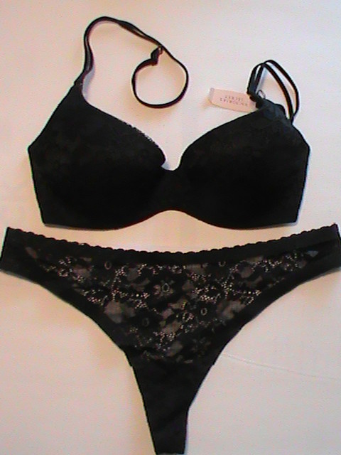 Soutien-gorge Push-up Dentelle Victoria's Secret Angels Secret Embrace - Taille 34B - Rose Vif - Occasion Très Bon état