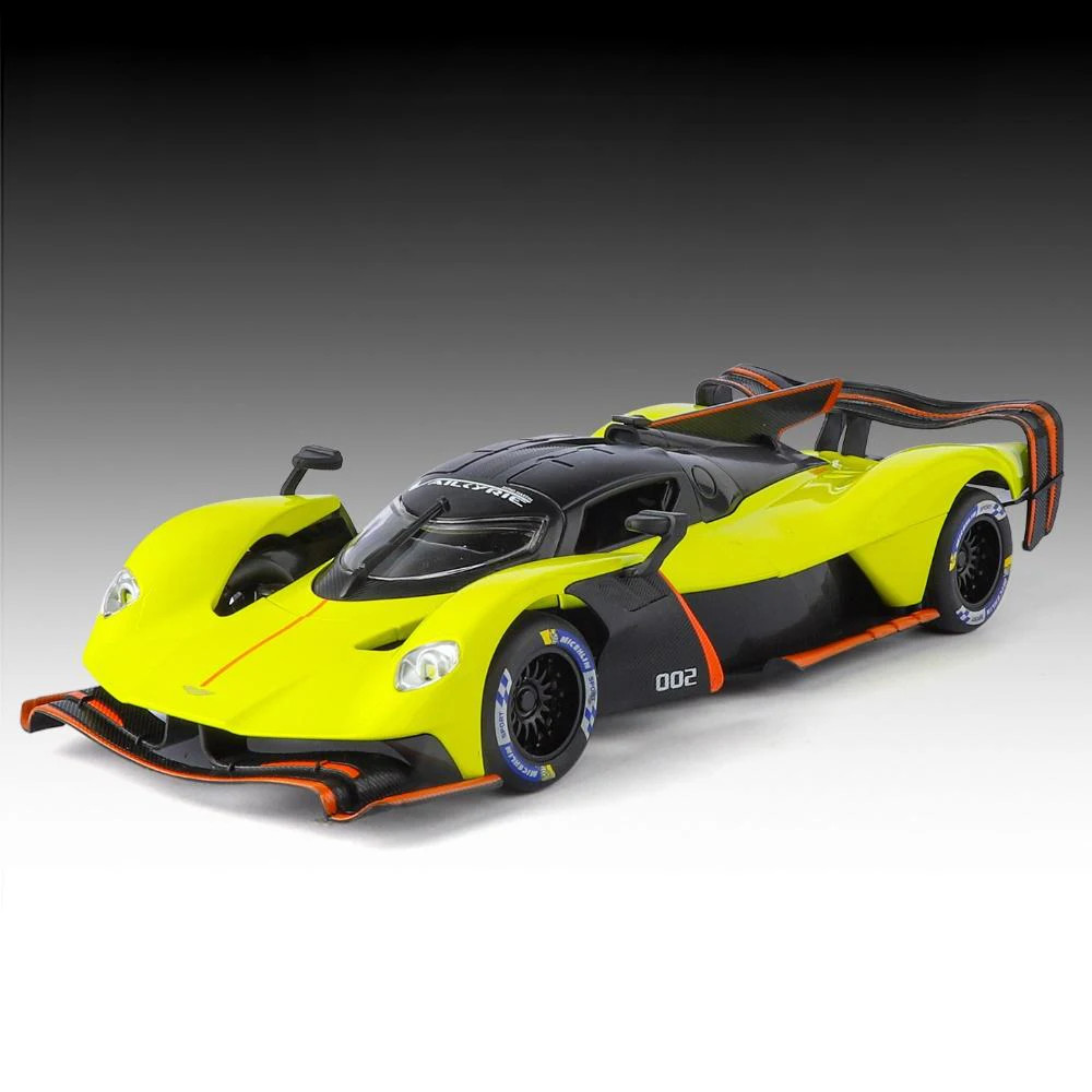 1:24 Aston Martin Valkyrie AMR PRO Supercar Classic Alloy Diecast