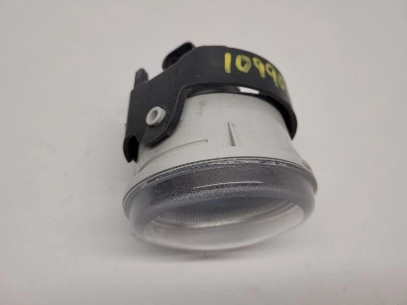 DODGE CALIBER 2007-2009 Corner/Park Light Fog-driving Lower Bumper Cover Foto 2 de 4