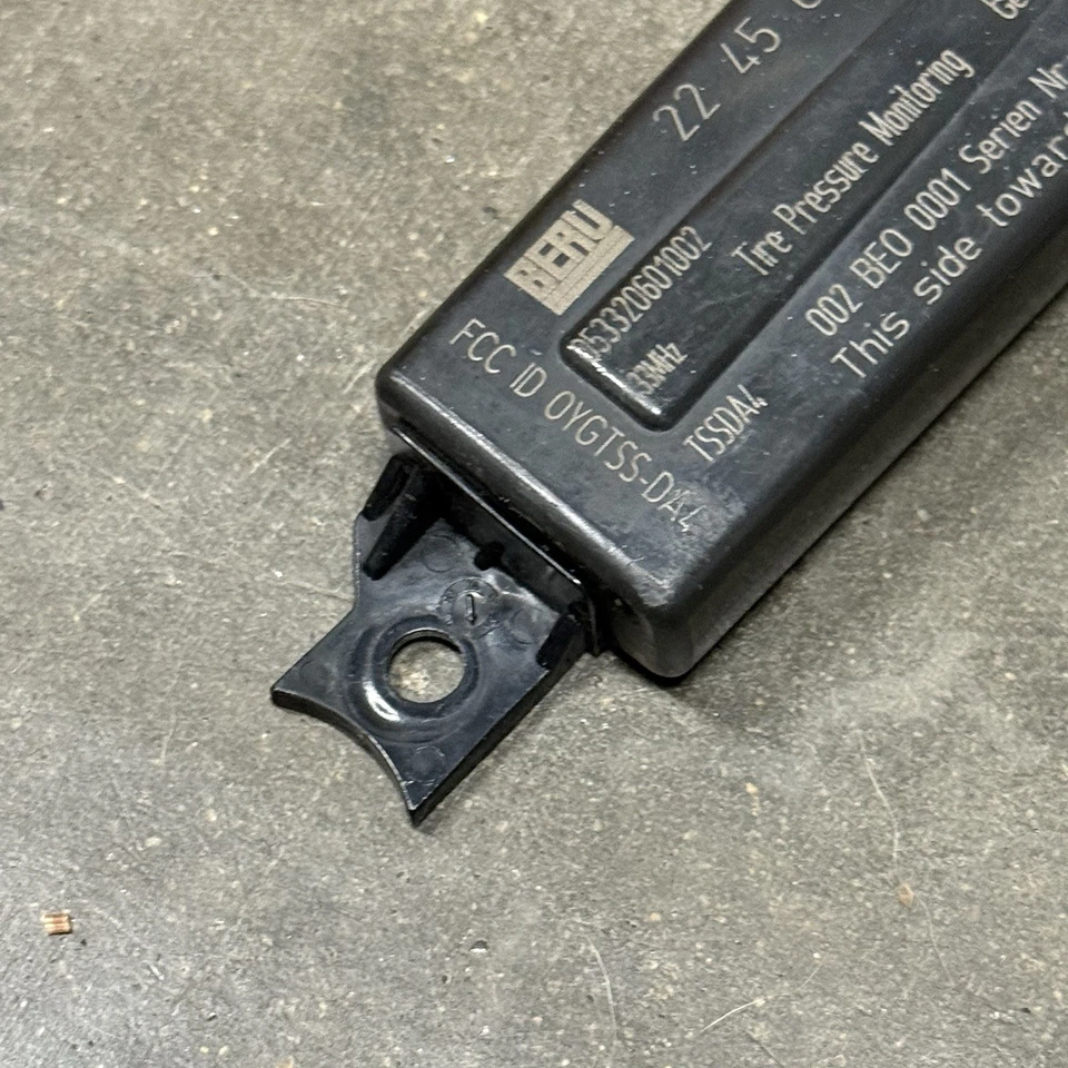 Sensor monitor de presión de neumáticos Maserati Quattroporte M139 05-13 224562 OEM Foto 3 de 4