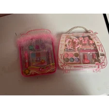 Kids Makeup Sets *2*