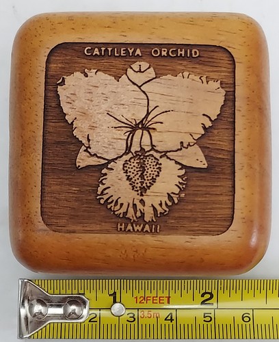Wood Trinket Box 2 1/2" Square Hand Carved Felt Lined Cattleya Orchid Hawaii - Picture 8 of 12
