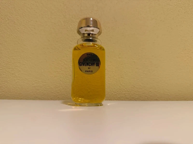【希少・ヴィンテージ】ジバンシイ III オードトワレ 50ml スプレー Las mejores ofertas en Givenchy III Spray eau de toilette para