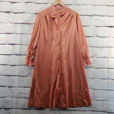 GILEAD Robe Womens Medium Button Vintage 70s Salmon Pink Lace Trim