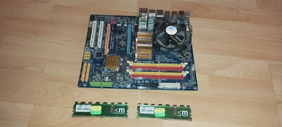 Mainboard intel Core 2 Quad CPU (2,8 GHz) 2x2GB Ram+ CPU + Kühler