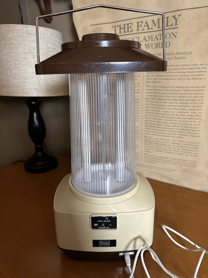 复古 Sears 12v 电池双管荧光灯野营灯工作良好! — 第 2/4 张图片