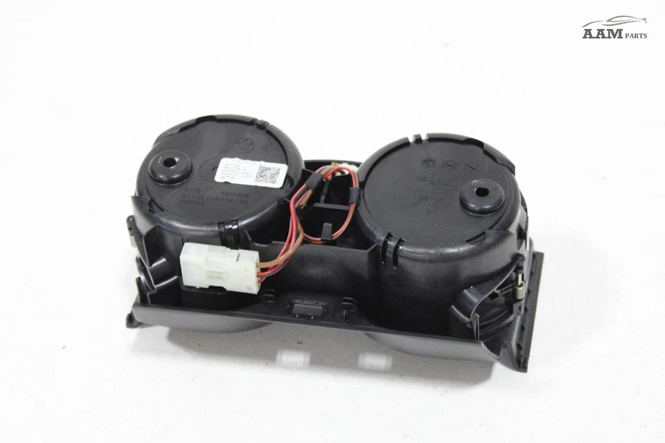 2017-2023 BMW 530I G30 CENTER CONSOLE DUAL DRINK CUP HOLDER & SOCKET OEM - Image 4 of 4