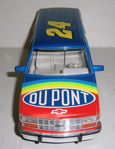 Jeff Gordon NASCAR Brookfield Collectors Guild Chevy Suburban 1:25 Diecast Bank - Picture 4 of 5