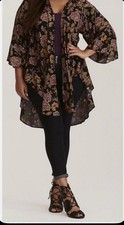 Torrid Floral Flowy Shirttail Kimono Size 1/2 Boho Open Front Rayon Duster