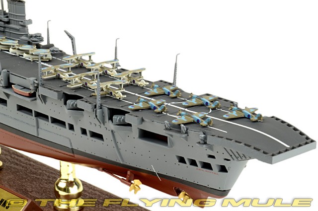 その他 No.5 FORCES OF VALOR 1/700 HMS ARK  Forces of Valor 1:700 Ark Royal-class Aircraft Carrier Royal