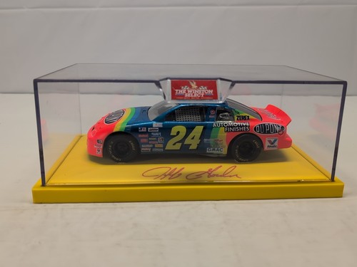 Jeff Gordon #24 - Winston-Select Winner Dupont Racing 1:24 Display Case