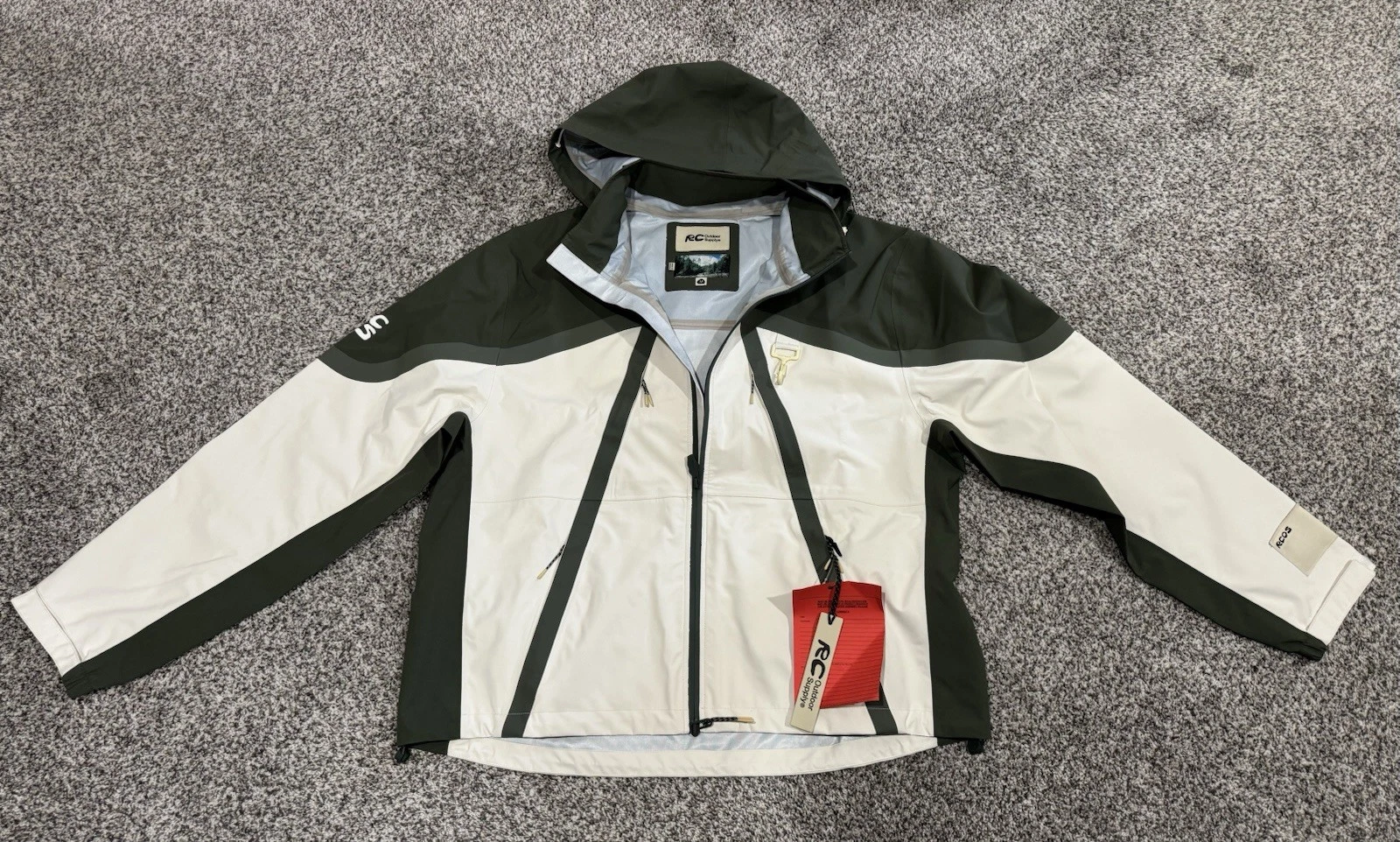 PacSun X RC Outdoor Supply Taped Seam Nylon Shell Jacket in Green & White NEW!