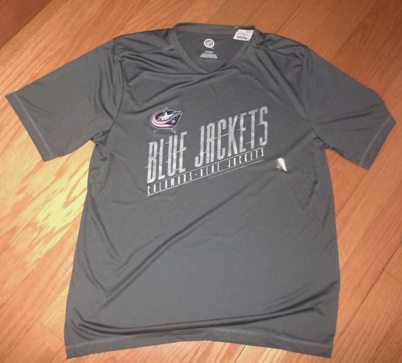 NHL COLUMBUS BLUE JACKETS HOCKEY MENS SZ.XL  GRAY T-SHIRT****NEW WITH TAGS*