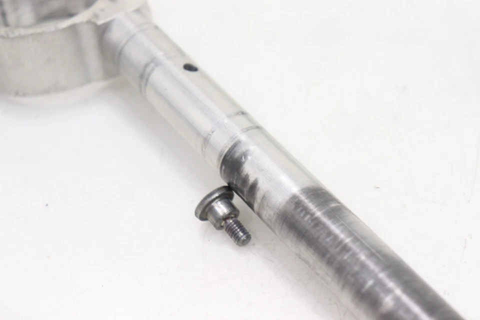 11-15 KAWASAKI NINJA ZX10R ОТ ОРИГИНАЛЬНОГО ПРОИЗВОДИТЕЛЯ ПРАВЫЙ ЗАЖИМ НА РУЛЕ ***ПРЯМОЙ*** - Изображение 4 из 4