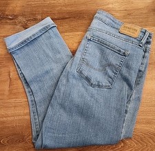 Levi s Womens Jeans Cropped Size 8 High-Rise Stretch Cuffed Light Wash Denim