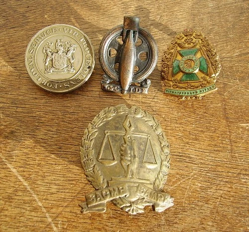 WW2 South African Military Army& Police Bundle of 4 Badges SACMP Various Corps