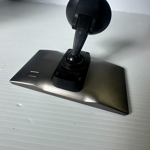 Garmin DriveLuxe 50 Car Navigation GPS - Picture 7 of 8