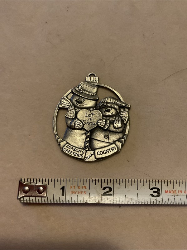 Vintage 2003 Country Magazine Season’s Greetings Pewter Ornament “Let it Snow”