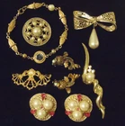Vintage Costume Jewelry Lot, Faux Pearl, Bracelet, Brooches, Earrings