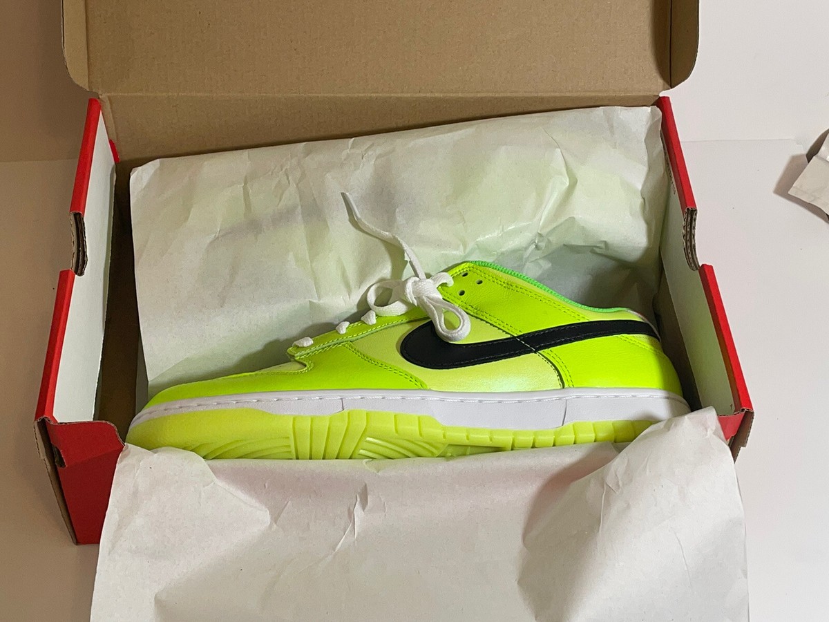 Nike Dunk Low SE Shoes Splash Volt Total Orange Glowing Sole
