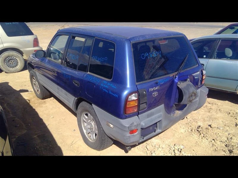 Cilindro maestro de freno usado se adapta a: Toyota Rav4 1998 sin ABS MT grado A Foto 3 de 4