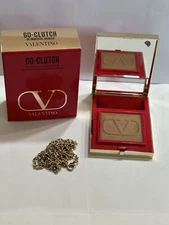 Valentino Go Clutch Refillable Compact Finishing Powder 00 Universal  Bronzer