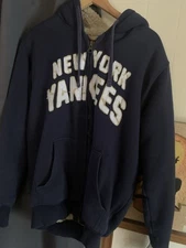 G III Sports By Carl Banks New York Yankees Full Zip Sherpa Lined Hoodie Size M
