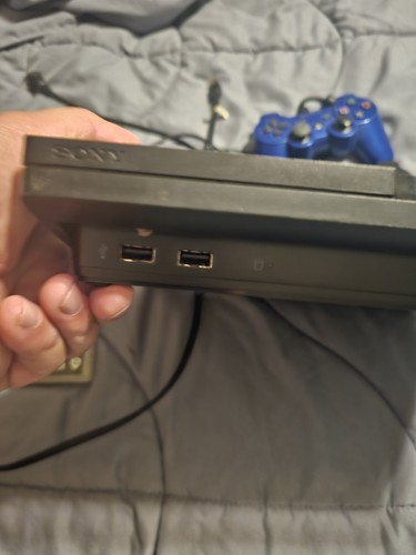 Sony Ps 3 Slim 160 GB With 2 Controllers And 2 Games. Tested Works Great - Picture 4 of 7