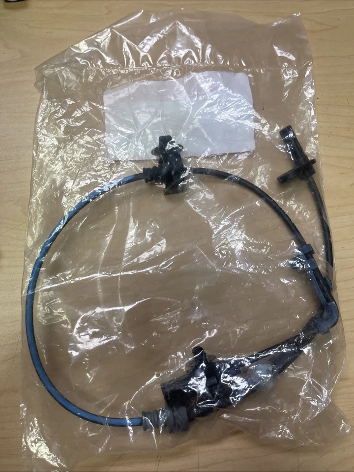2014-2016 Honda Cr-V Front Driver Abs Wheel Speed Sensor  57455-T1e-G01 - Image 2 of 2