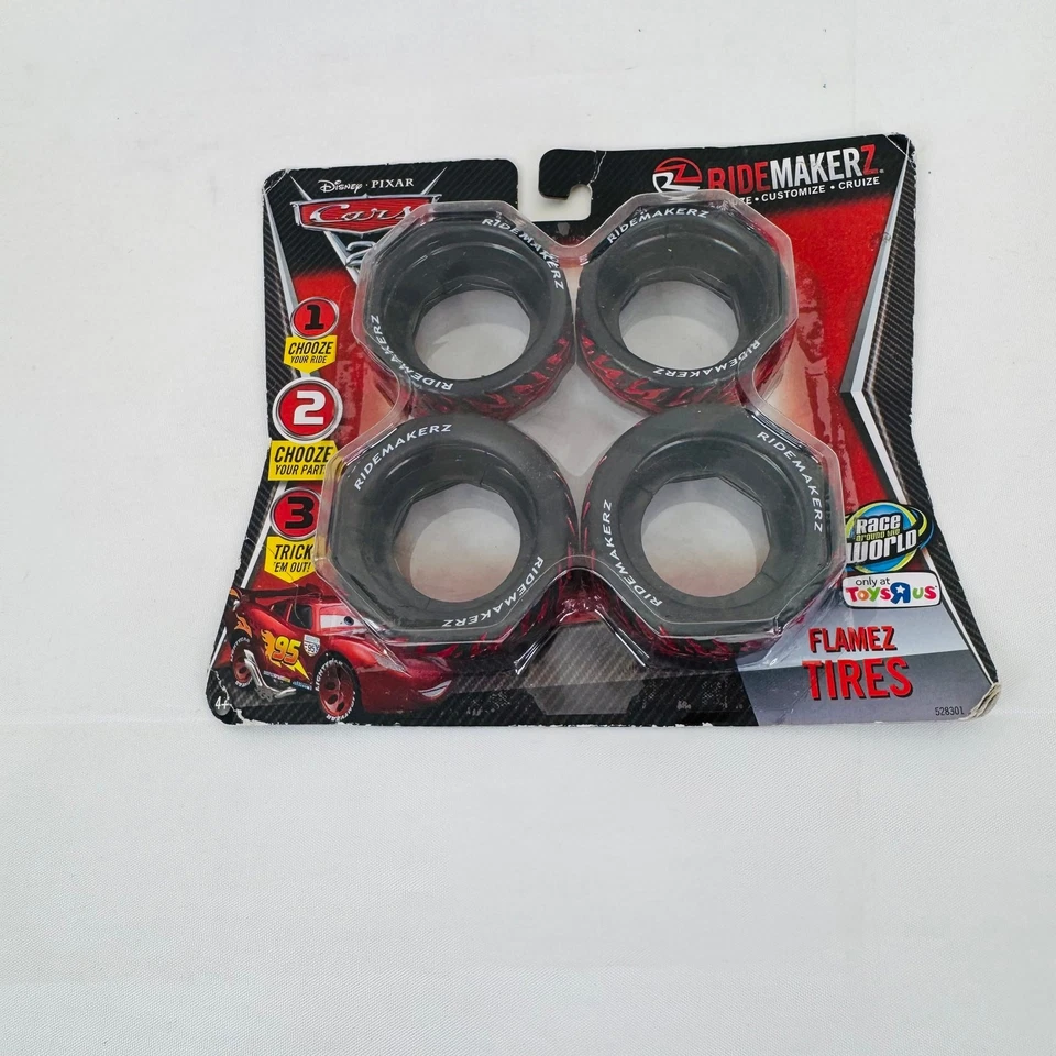 2011 Disney Pixar Cars 2 Ridemakerz RC Lightning Flamez автомобильные шины - набор из 4 - Изображение 4 из 4