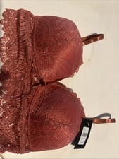 Fredericks of Hollywood Women's Finley Lace Bralette Pink Rose Duce Large NWT.