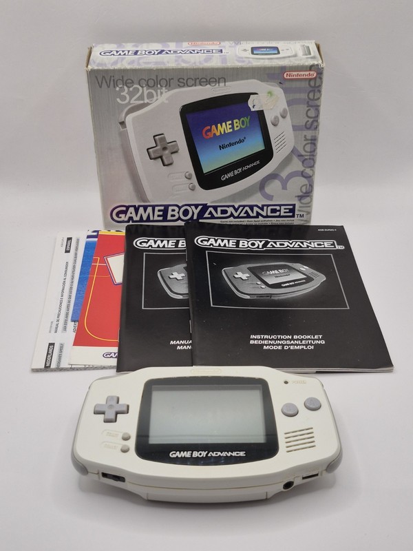 Nintendo Game Boy Advance Arctic White Console Boxed