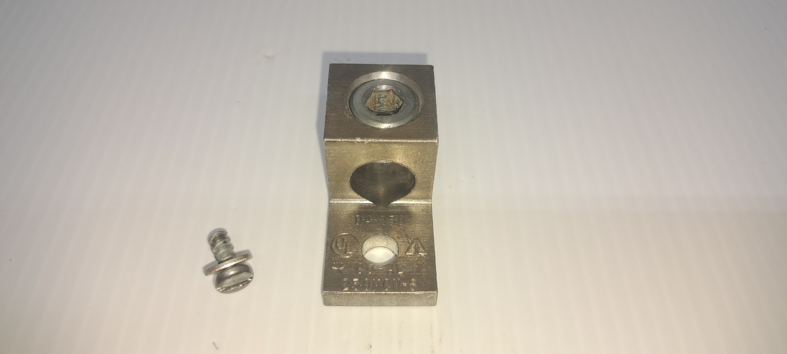 Ilsco DA‑250 Mechanical Lug 250 MCM–6  Aluminum Single Hole