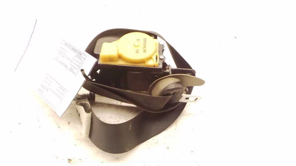 05 06 07 08 09 10 SCION TC DRIVER SIDE FRONT SEAT BELT ASSEMBLY - Image 2 of 4