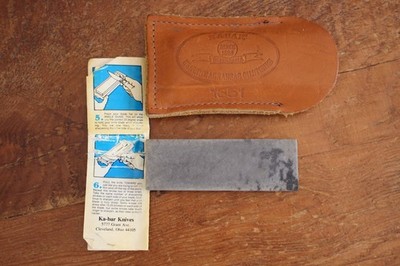 Vintage Ka-Bar Genuine Arkansas Oilstone with Pouch 1351