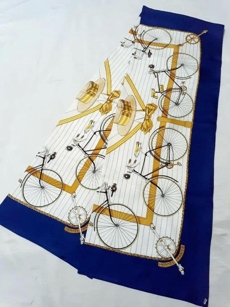 Hermes LES BECANES Long Silk Scarf White Blue 30cmx180cm Authentic Rare image 2